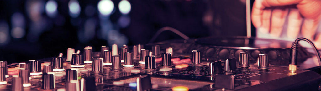 DJ Beatgee // Hochzeit – Events – Clubs IHR HOCHZEITSDJ AUS RASTATT